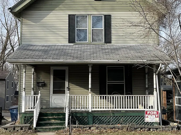1008 W Huron St — Photo 1