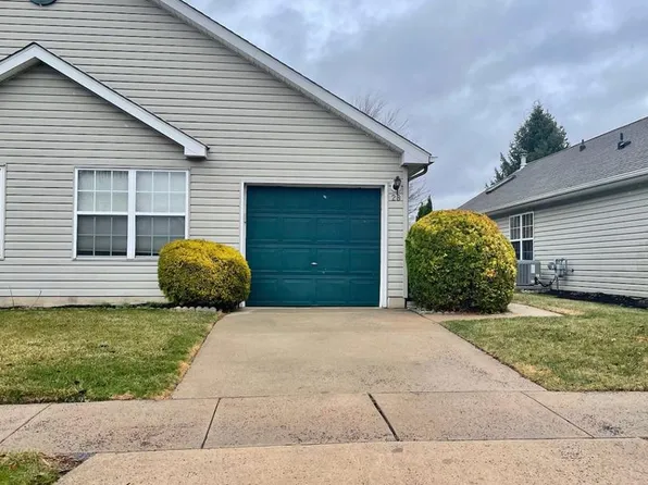 28 Palmer Sq, Beverly, NJ 08010