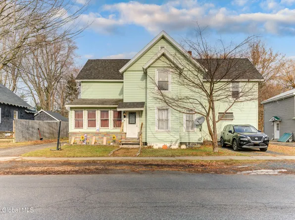 24 2nd Avenue, Mayfield, NY 12117