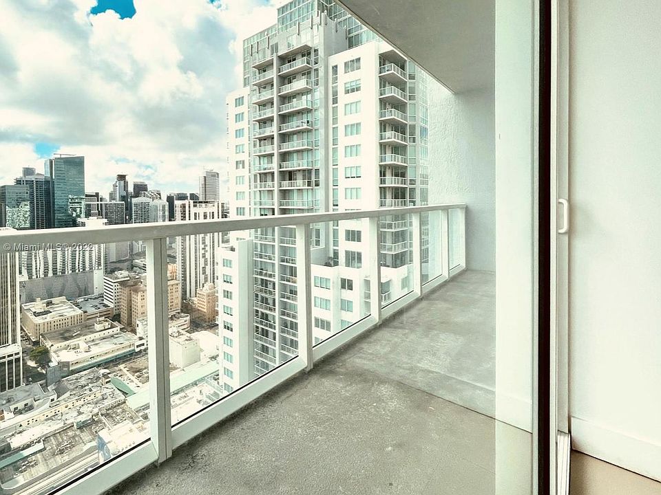 1st image of 244 Biscayne Blvd APT 4307
