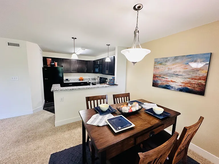 Aspen Apartments — Photo 27