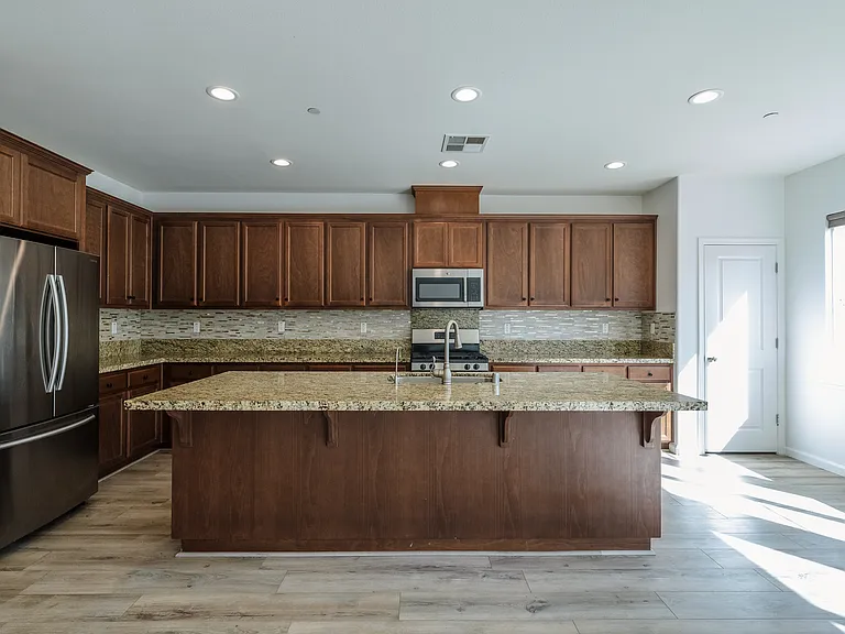 6576 Lopez Way — Photo 30
