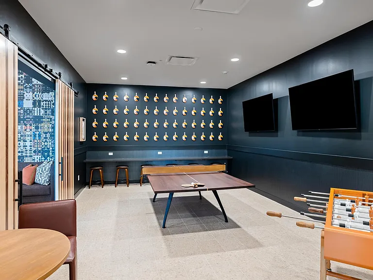 Brookside Commons — Photo 14
