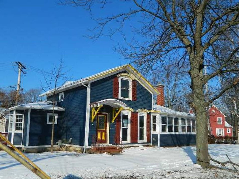 1st image of 57 Pierce Ave
