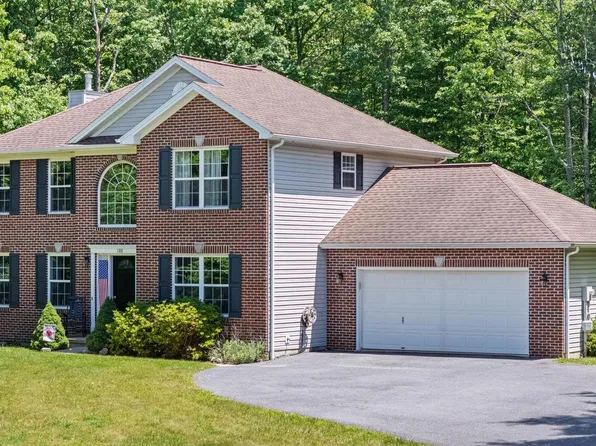 108 Rockwood Dr, Philipsburg, PA 16866