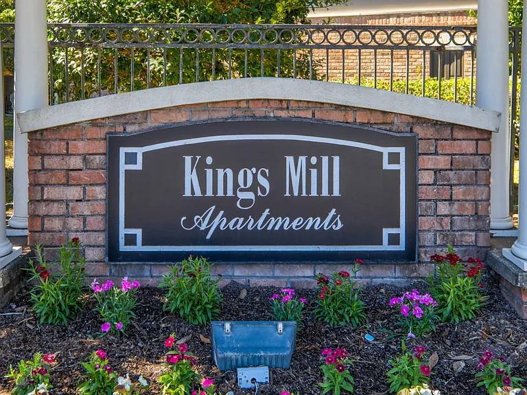 Kings Mill Apartment Homes — Photo 19