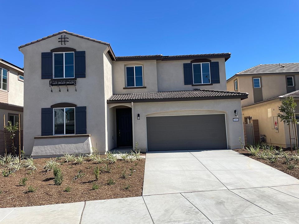 1st image of 32952 Earlsburn Cir