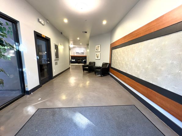 1323 Boren Ave APT 605