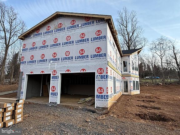 2nd image of 19 Highridge Rd