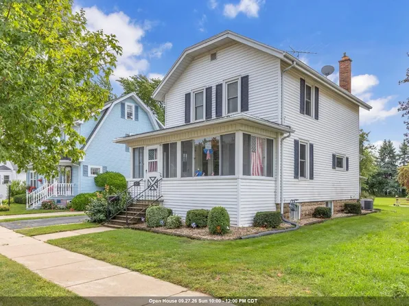 172 7th St, Fond Du Lac, WI 54935