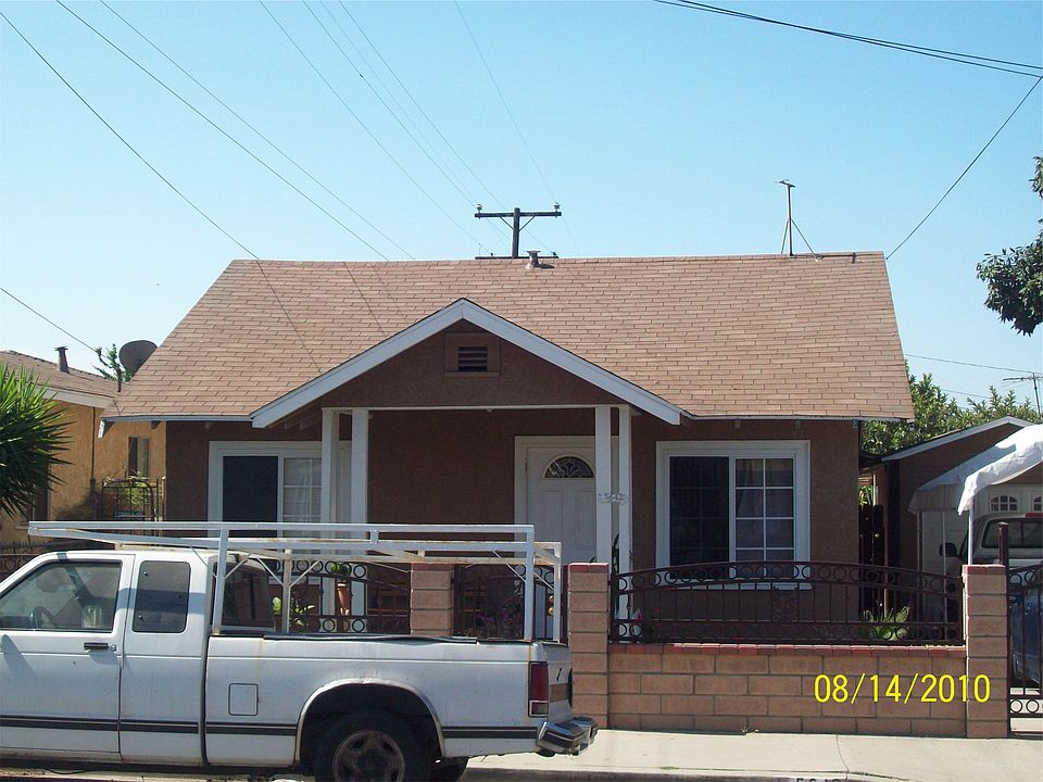 2nd image of 5642 Hubbard St