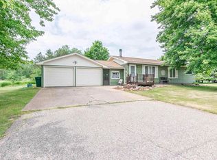 910 S Section St, Nekoosa, WI 54457