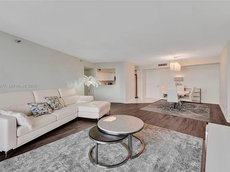 3500 Mystic Pointe Dr #3302 — Photo 12