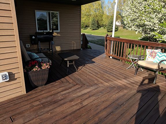 Deck ready for a grill out