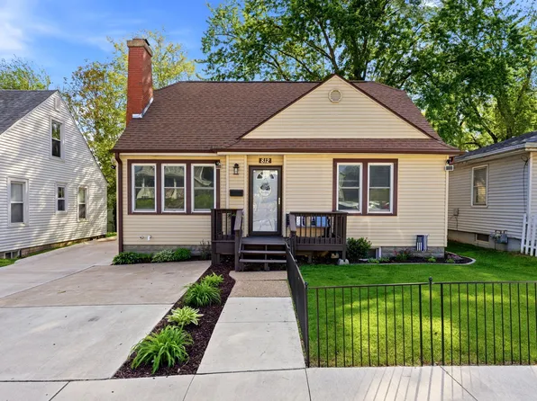 812 Cedar St, Muscatine, IA 52761