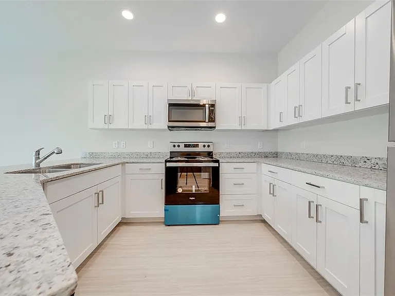 2139 Penny Ln — Photo 20