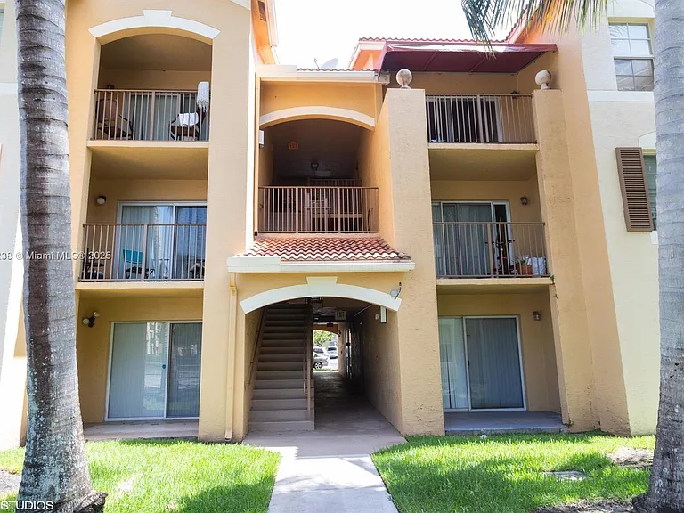 4081 San Marino Blvd #303 — Photo 15