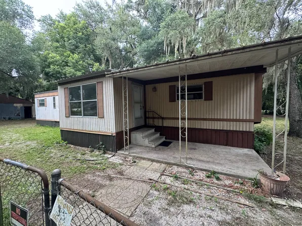 104 Idlewood Acres Rd, Pomona Park, FL 32181