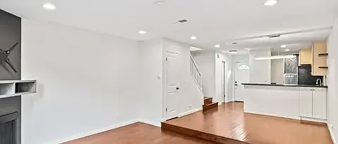 1018 San Souci — Photo 3