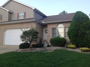 613 Chesapeake Ct, Hermitage, PA 16148