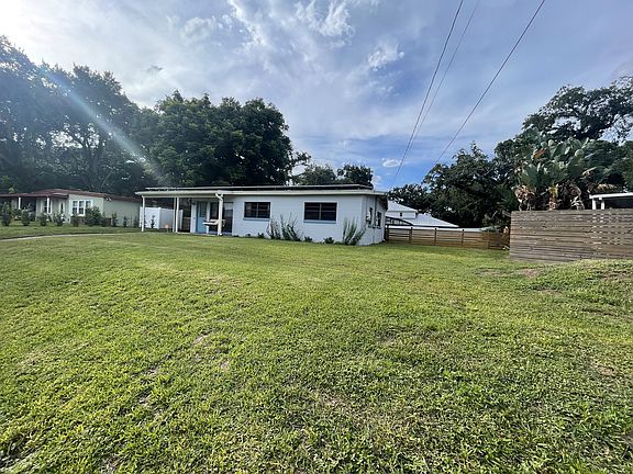 2nd image of 2921 Condel Dr