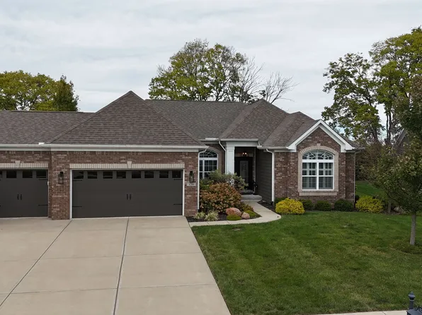 4286 Backstretch Ct, Bargersville, IN 46106