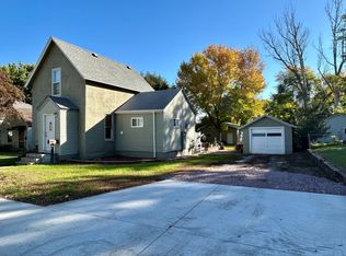 410 S Union St, Rock Rapids, IA 51246