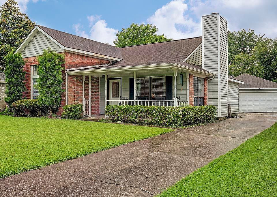 1st image of 1306 Carefree Dr