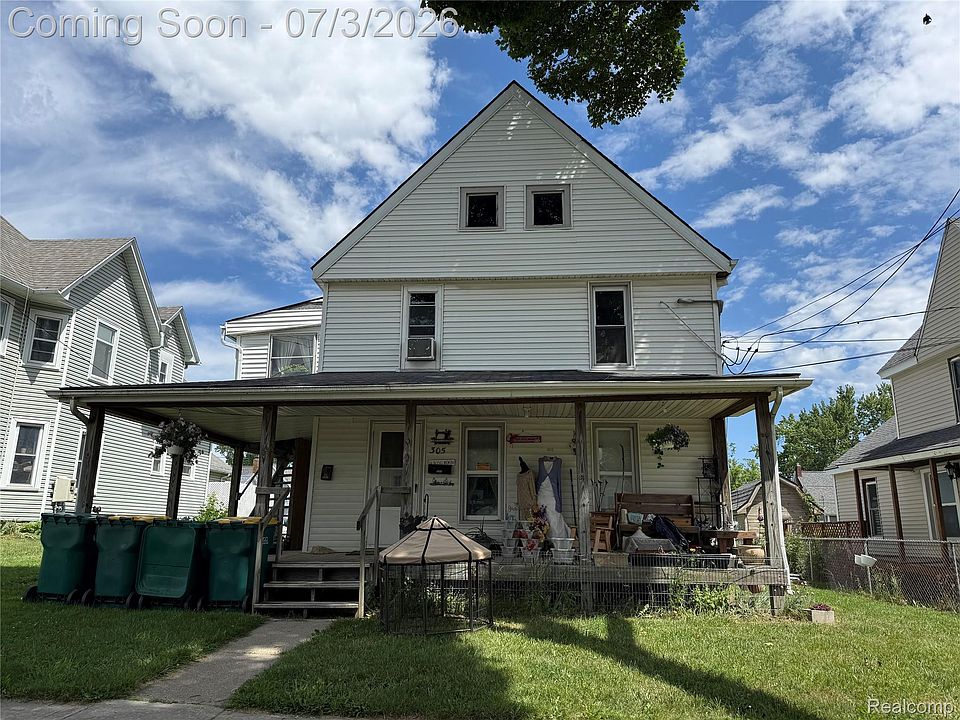 1st image of 305 E Main St