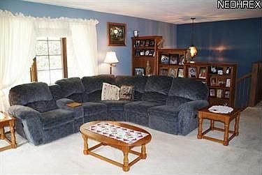 4th image of 39 Lerue St