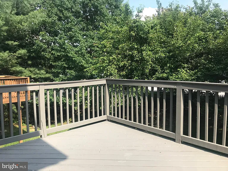 8805 Goose Landing Cir — Photo 22