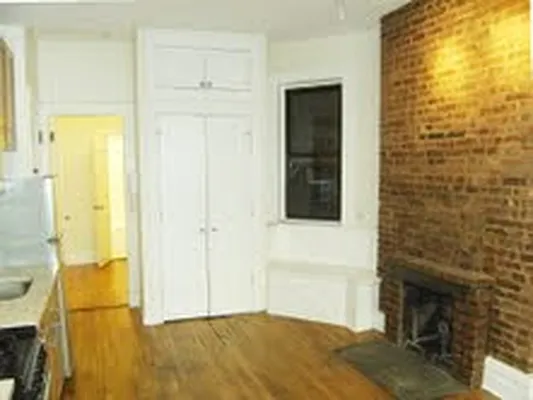 Rented by City Connections Realty | media 25