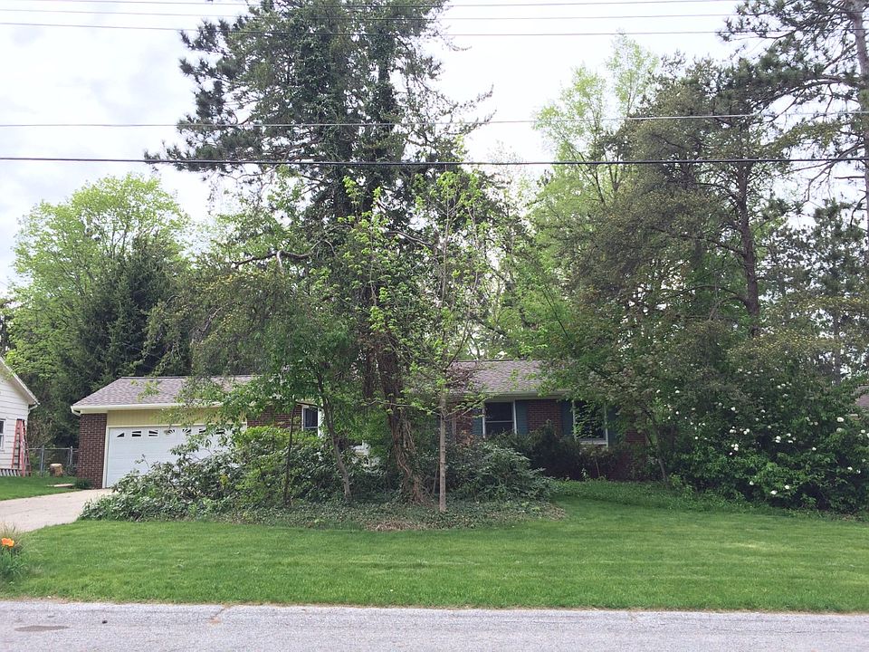 2nd image of 5283 Brookwood Dr SE