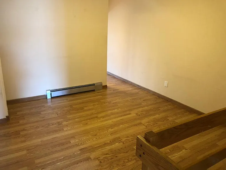 1517 Covington St — Photo 17