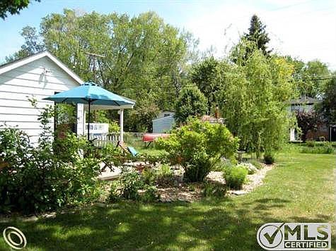 Filmore back yard.jpg