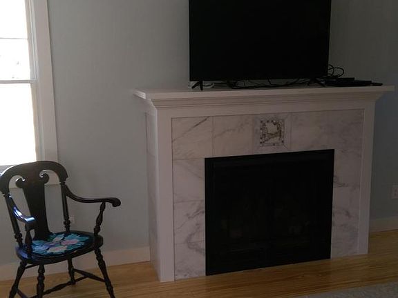 Living Rm. Gas Fireplace