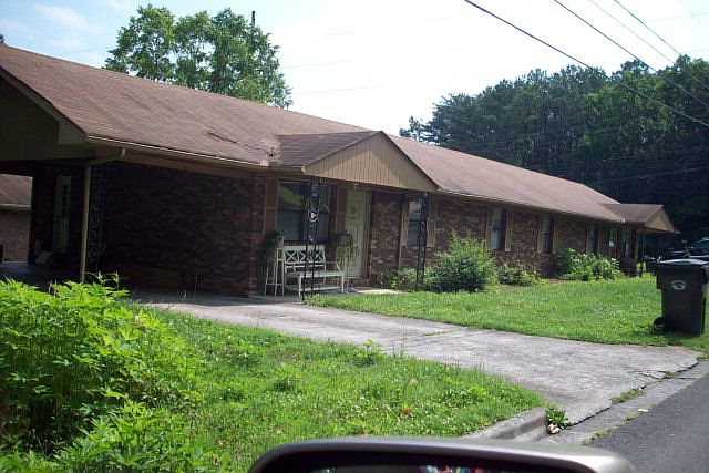 2nd image of 1302 Winton Dr #2