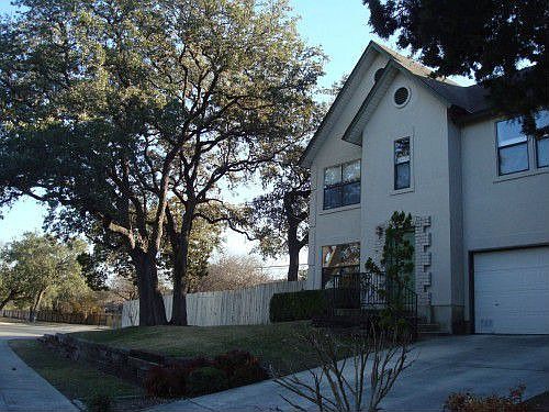 2nd image of 14116 Emerald Hill Dr