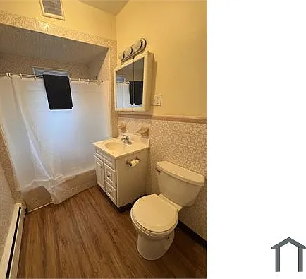 3 bed, 1300 sqft, $3,500 — Photo 2