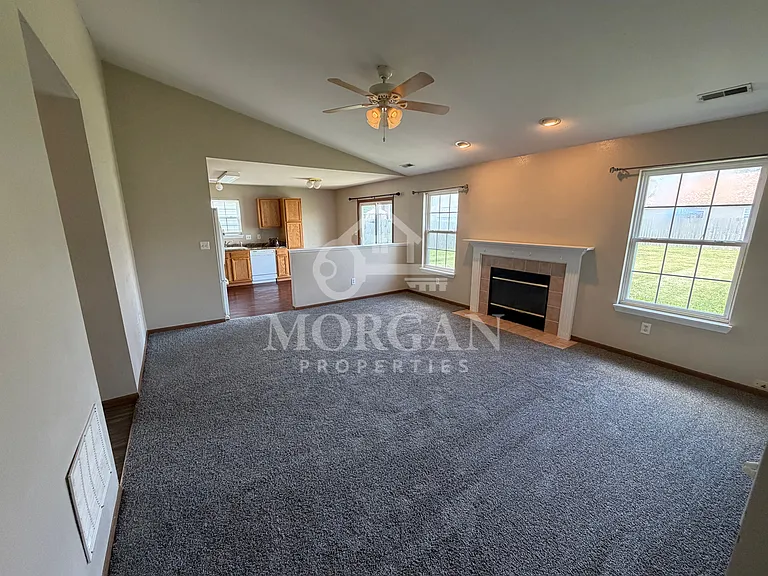 1216 Wolf Run Ct — Photo 2