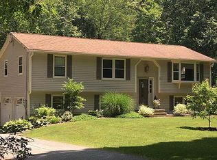 46 Cleveland Hill Rd, Brookline, NH 03033