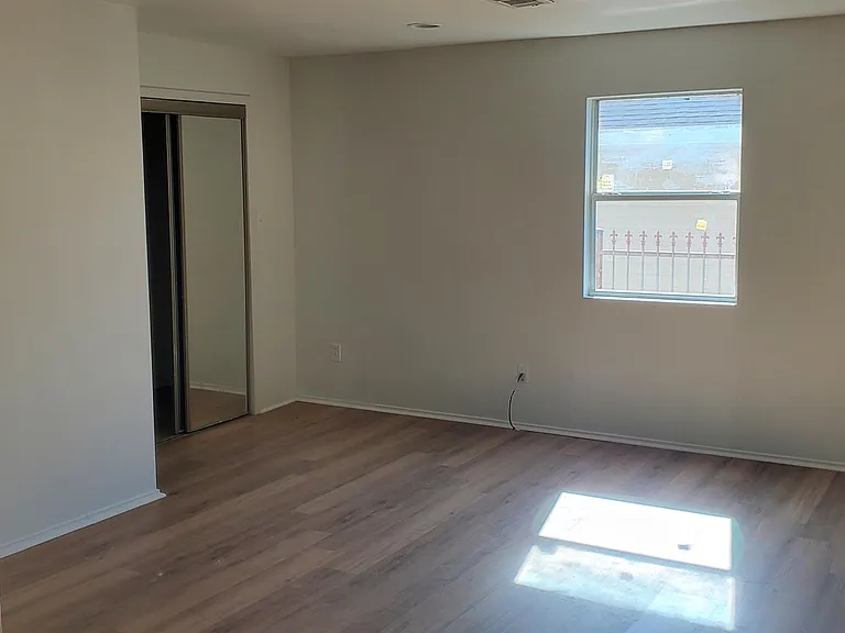 4815 Pauline Dr — Photo 3