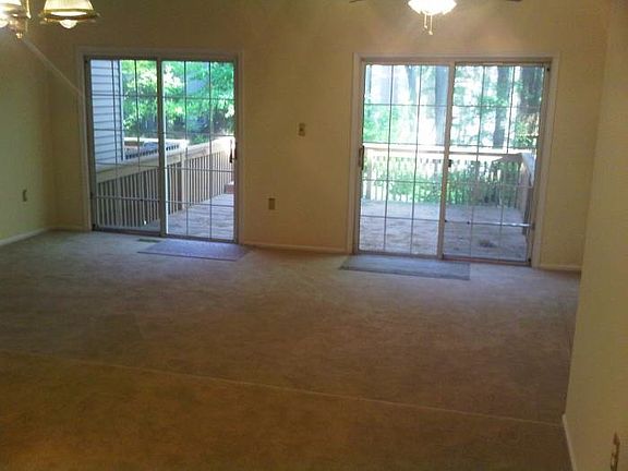 Family room 2X sliders