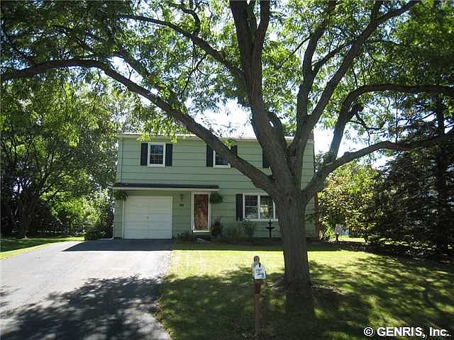 1st image of 33 Dorset Dr