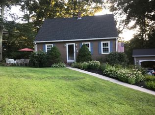 110 Walnut Rd, Wrentham, MA 02093