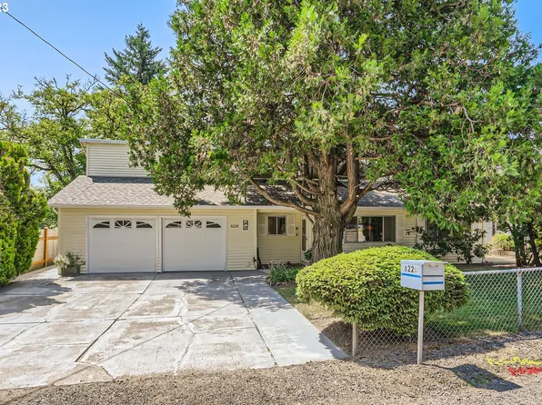 8220 SW Taylors Ferry Rd, Portland, OR 97223