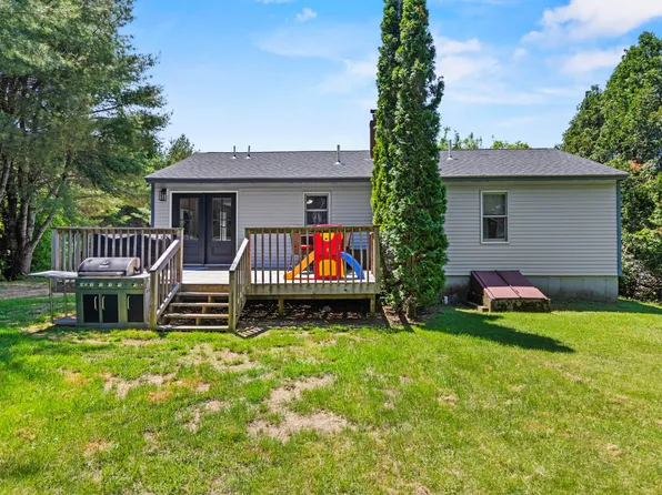 13 Christopher Road, Gorham, ME 04038