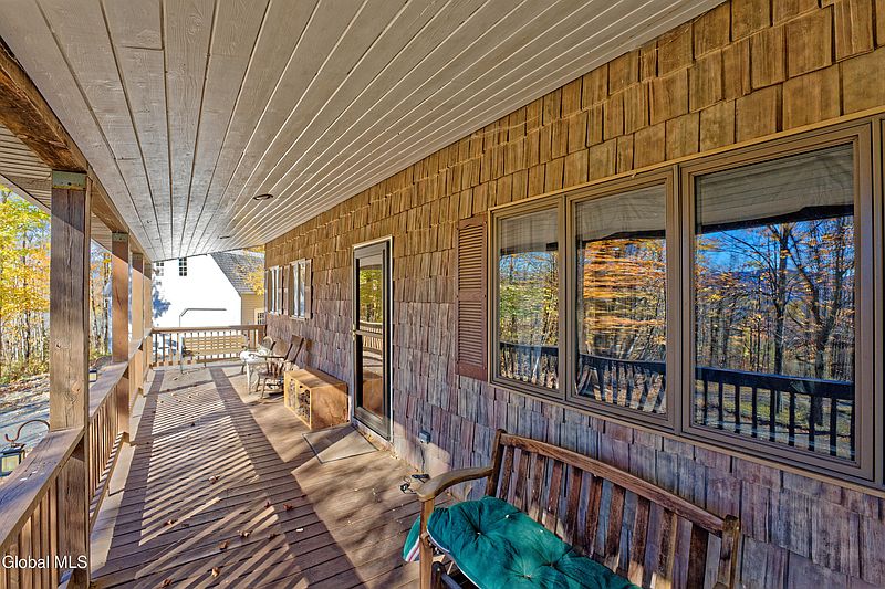 3rd image of 168 Acorn Drive