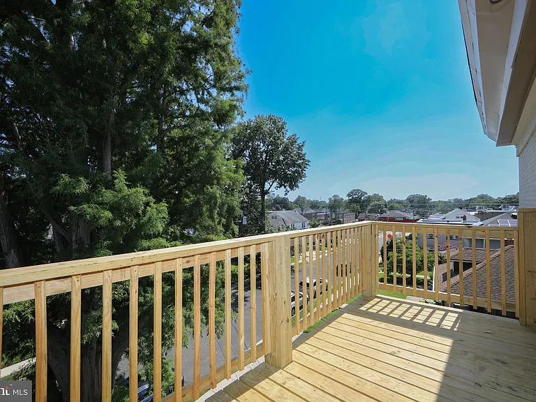 9 E Holly Ave #5 — Photo 17