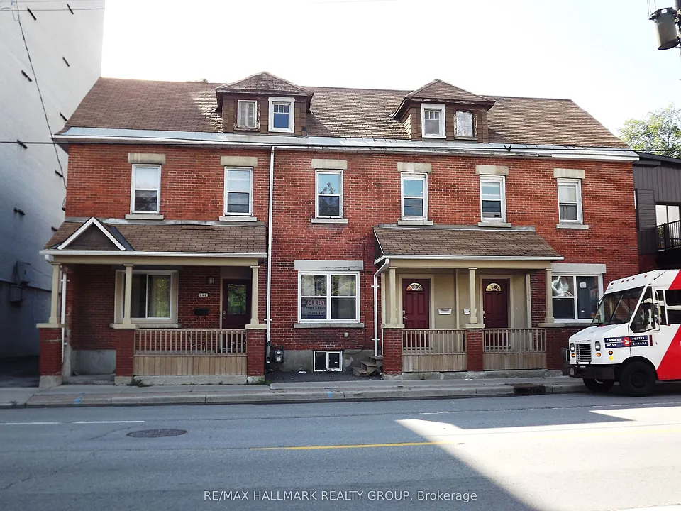 260 Bronson Ave